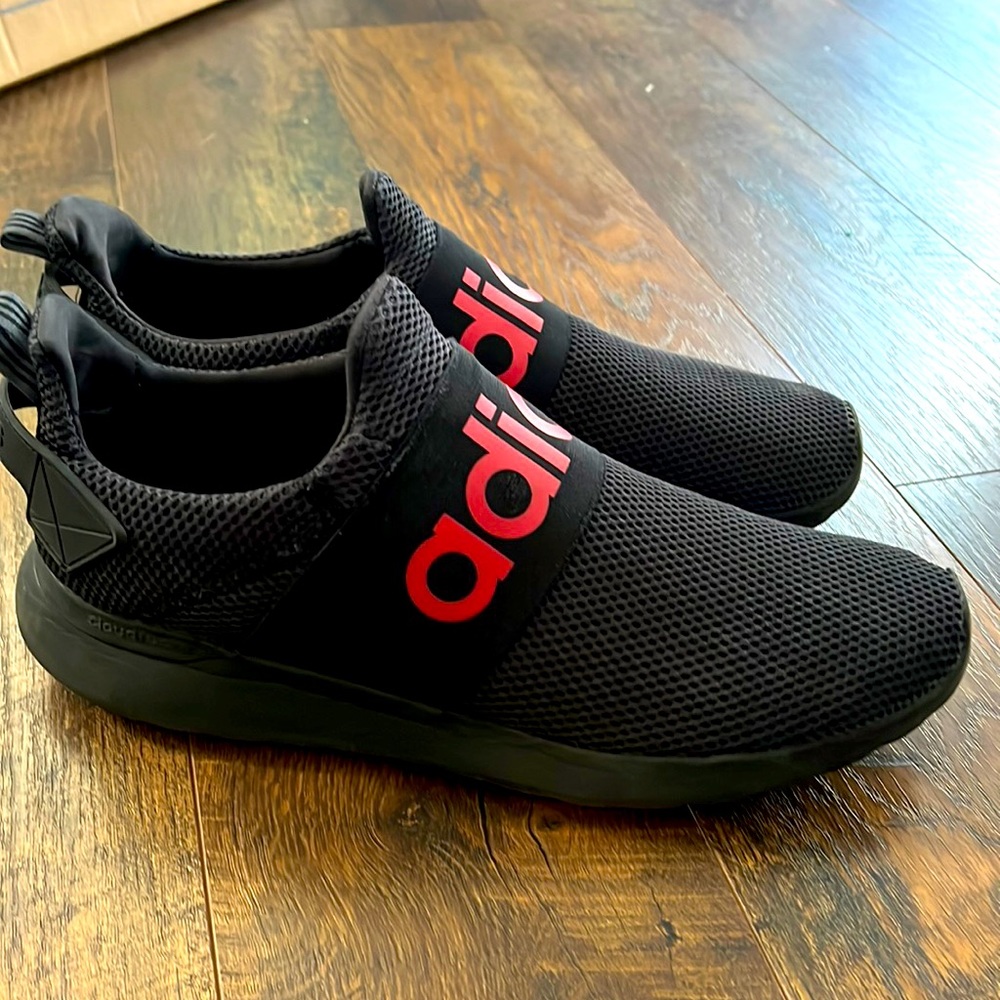 Men’s size 13 slip-on sneakers